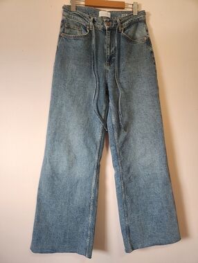 Lola Denim Milan Ultra High Rise Wide Leg Jeans EUC - Dim Sky - Size 30